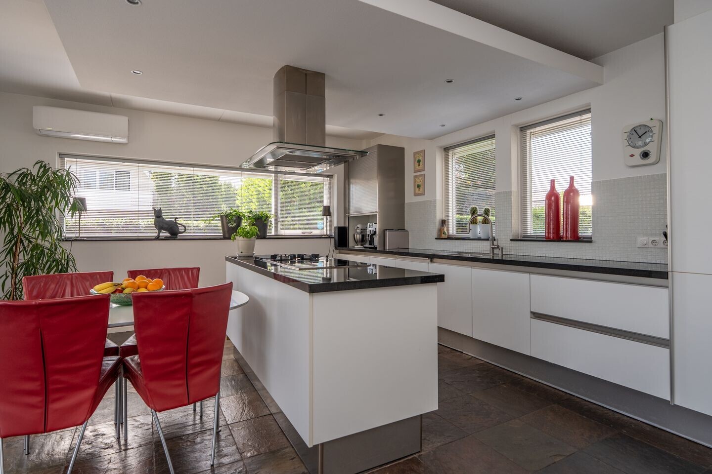 Vrijstaande woning te koop: Knobbelzwaan 2, Wildervank