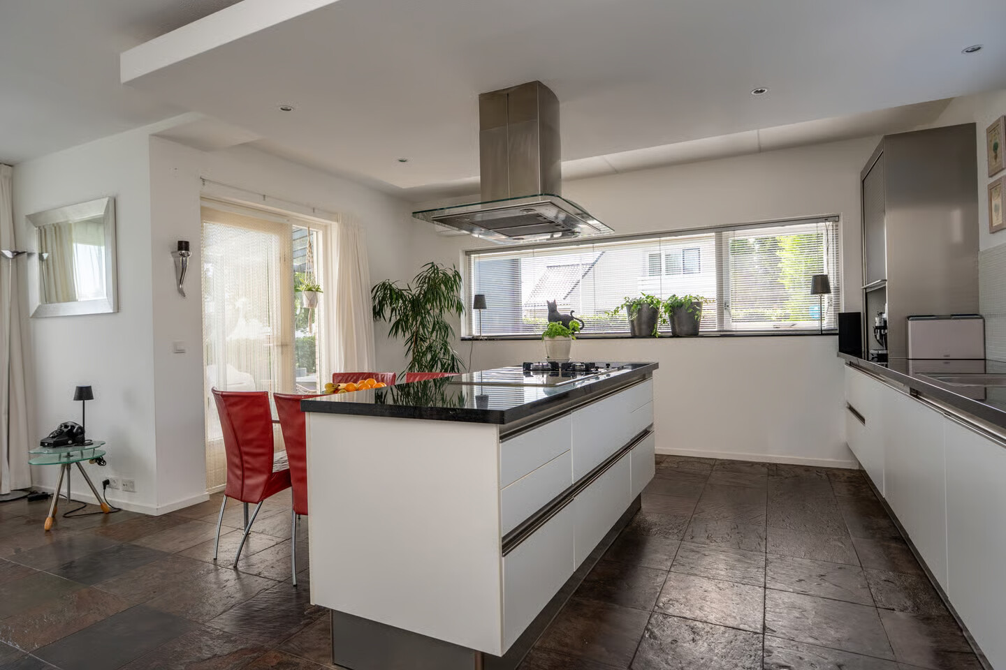 Vrijstaande woning te koop: Knobbelzwaan 2, Wildervank