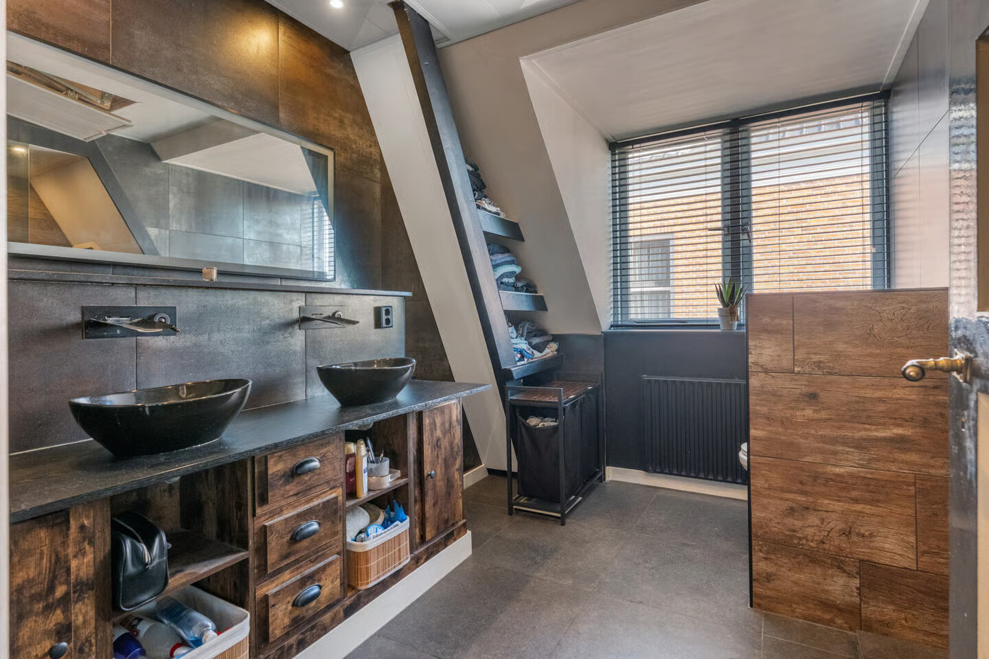 Hoekwoning te koop: Nijverheidsstraat 14, Wildervank