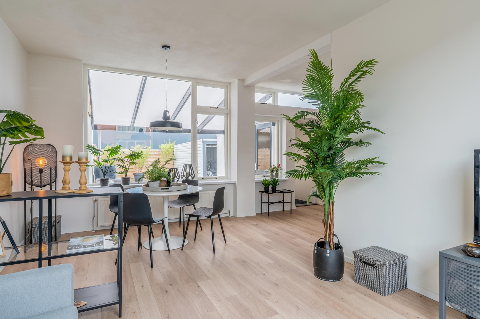 Hoekwoning te koop: Graaf Adolfstraat 14, Oude Pekela