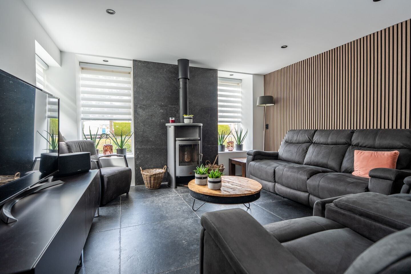 Vrijstaande woning te koop: H. Hindersstraat 95, Oude Pekela