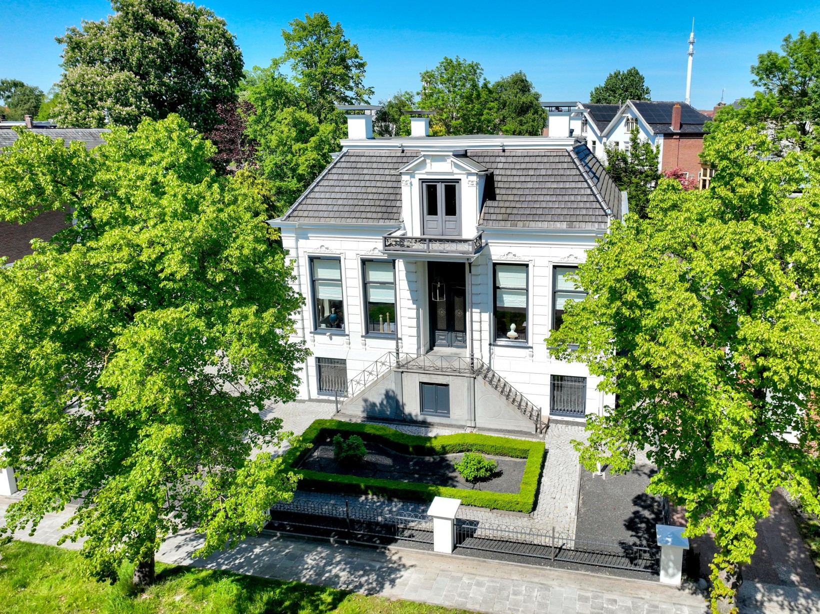Vrijstaande woning te koop: Stationsweg 5, Winschoten