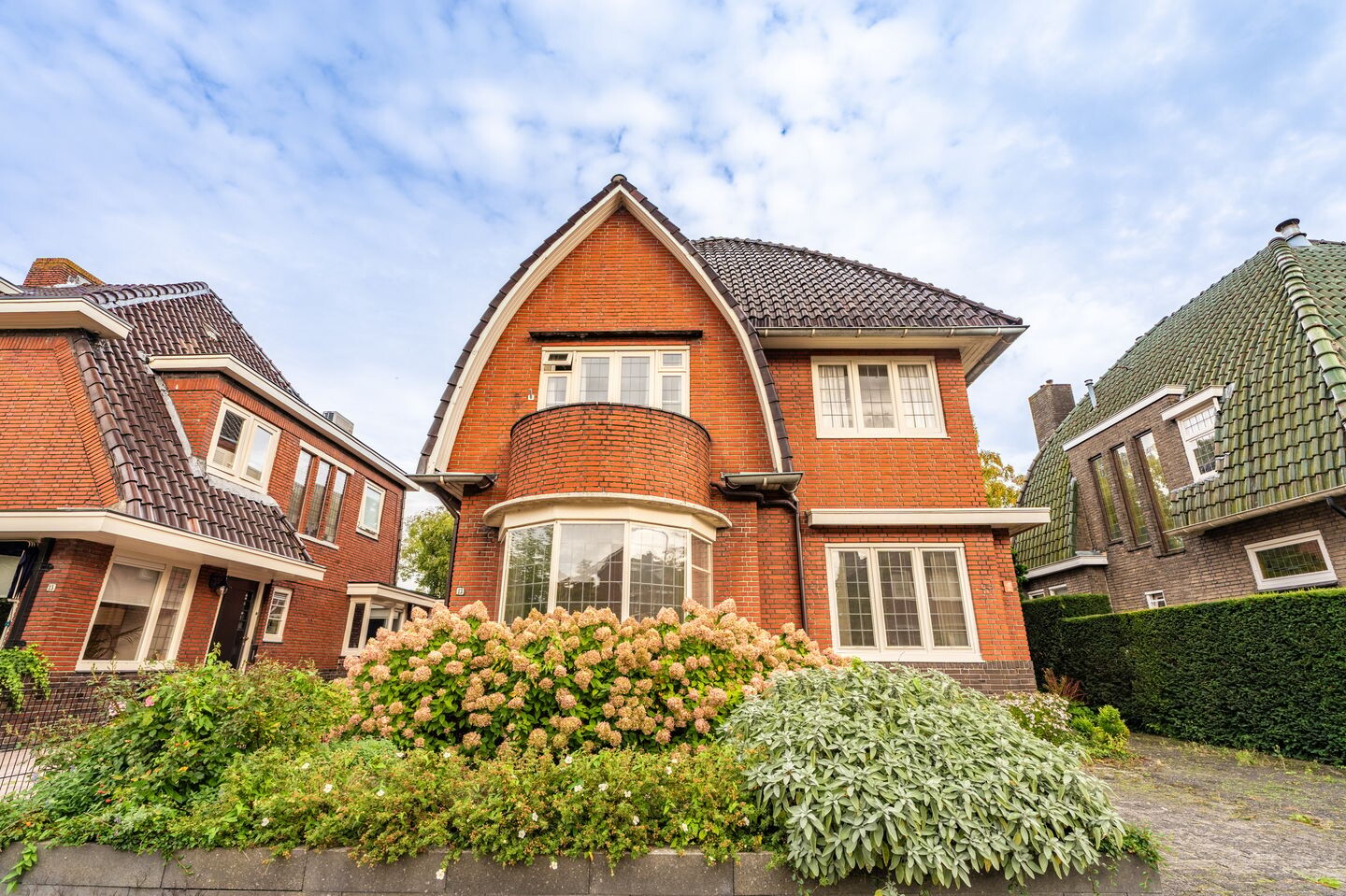 Hoekwoning te koop: Burg. Schönfeldsingel 13, Winschoten