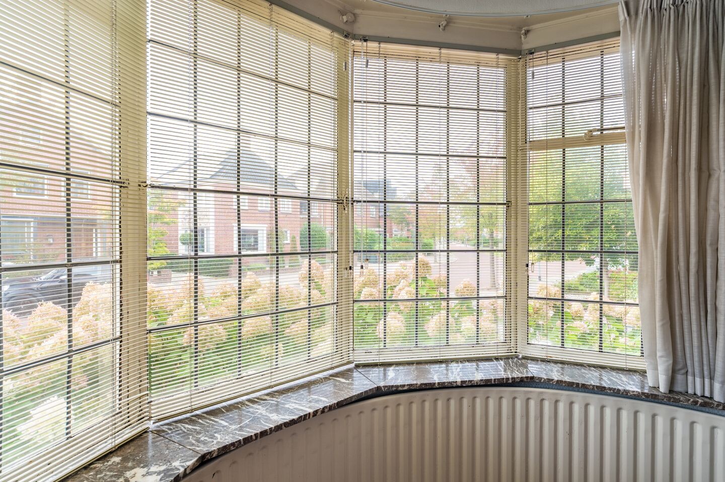 Hoekwoning te koop: Burg. Schönfeldsingel 13, Winschoten