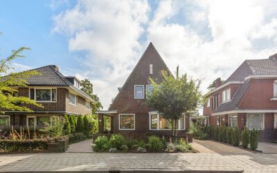 Burg. Schönfeldsingel 19