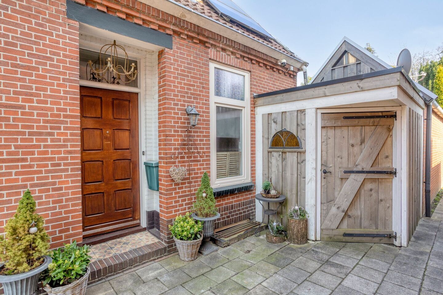 Vrijstaande woning te koop: Gasthuislaan 8, Winschoten
