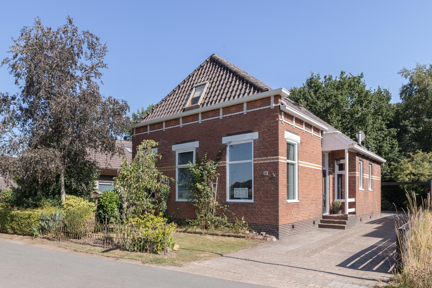 Vrijstaande woning te koop: Oostereinde 15A, Winschoten