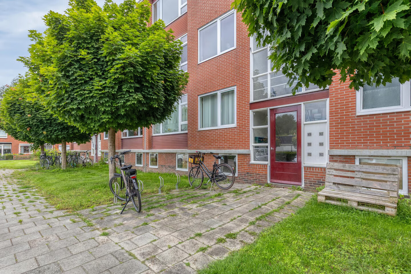 Appartement te koop: Kastanjelaan 109, Winschoten