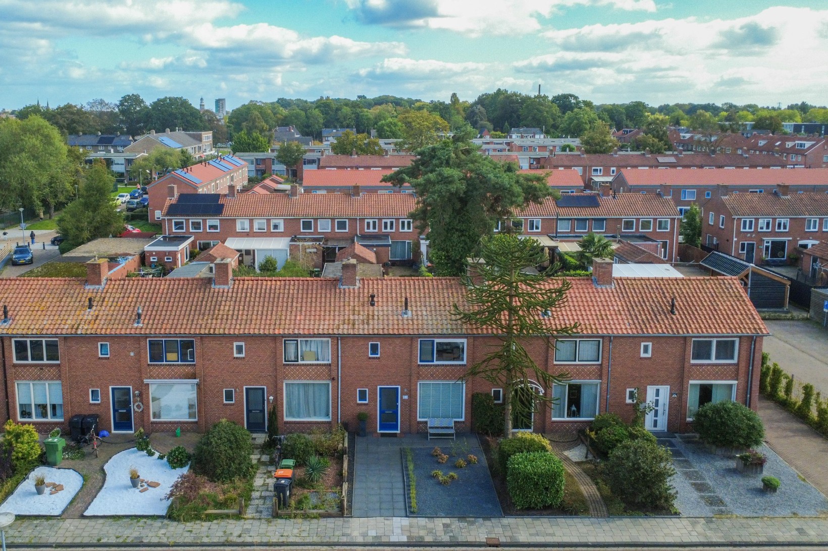 Tussenwoning te koop: Eikenlaan 24, Winschoten