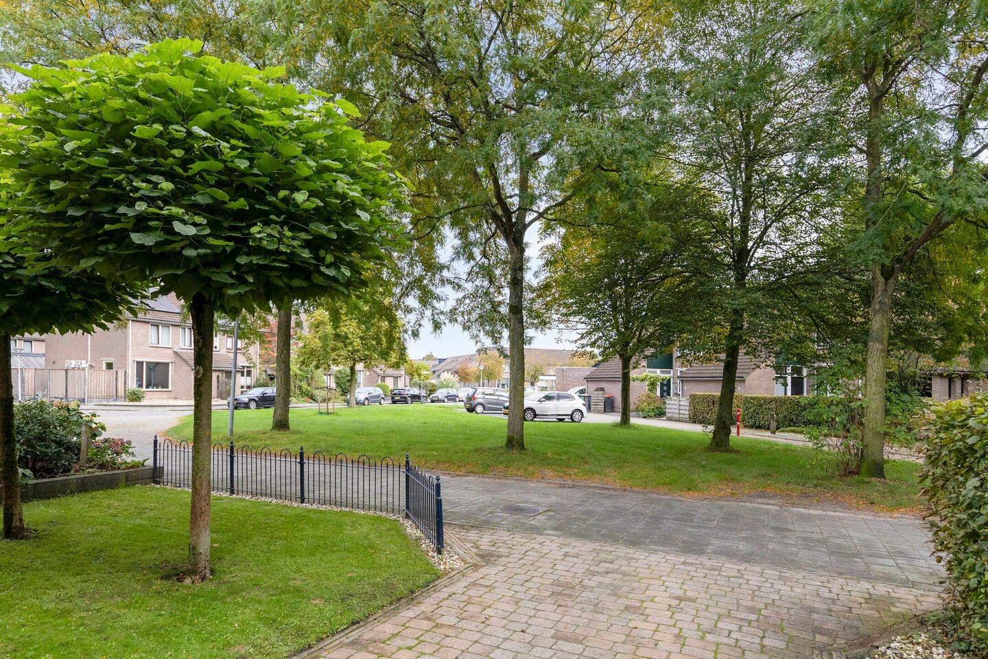 Twee-onder-één-kap te koop: Populierenweg 54, Winschoten
