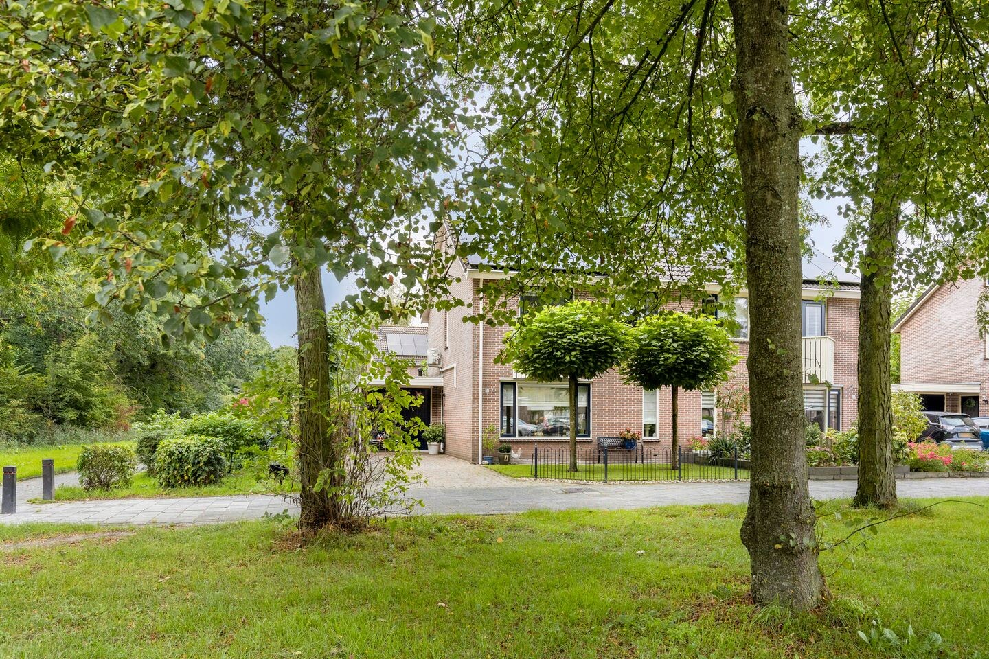 Twee-onder-één-kap te koop: Populierenweg 54, Winschoten