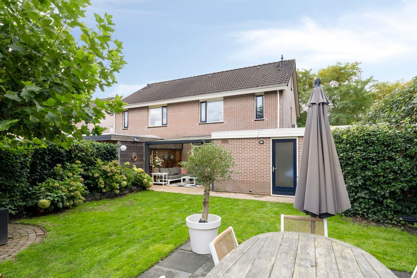 Twee-onder-één-kap te koop: Populierenweg 54, Winschoten