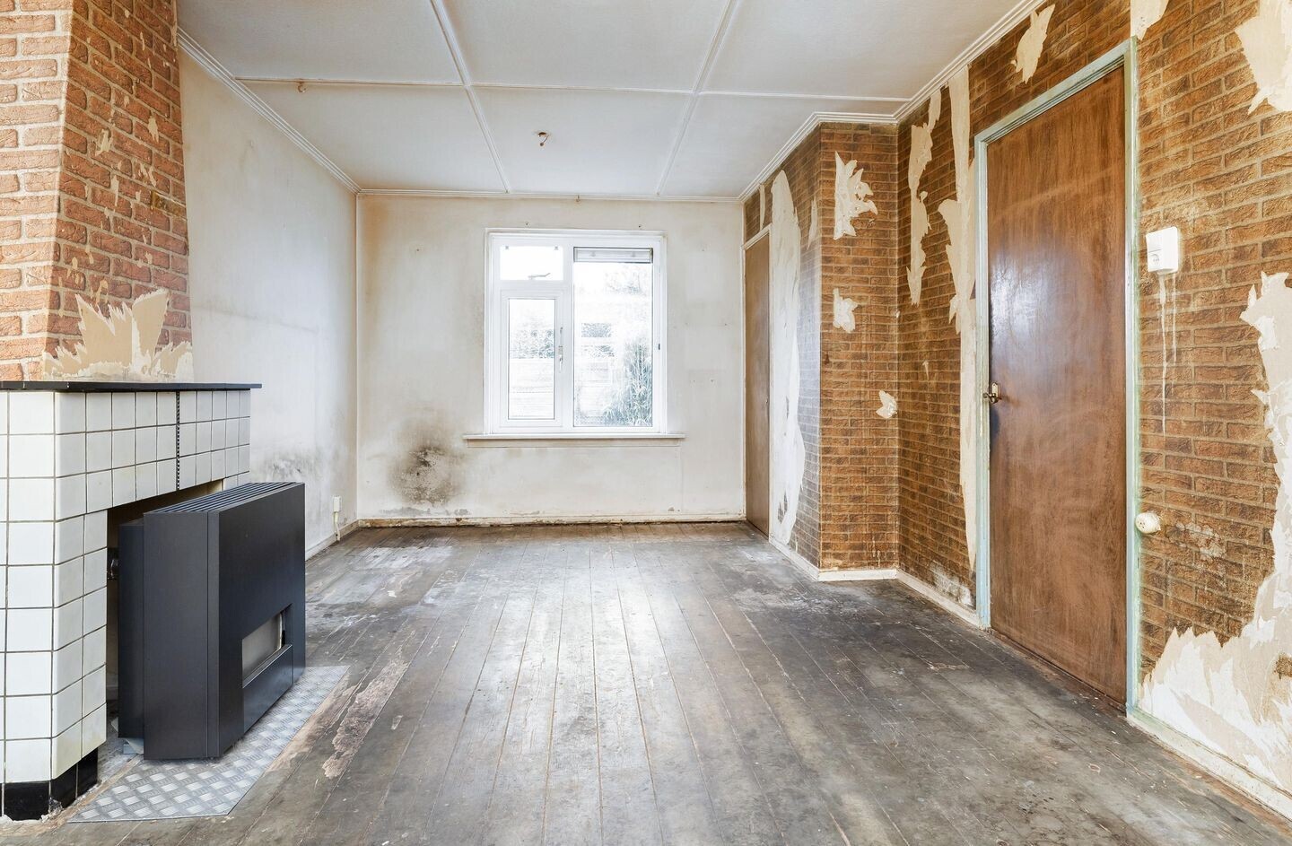 Tussenwoning te koop: M.A. de Ruyterlaan 76, Winschoten