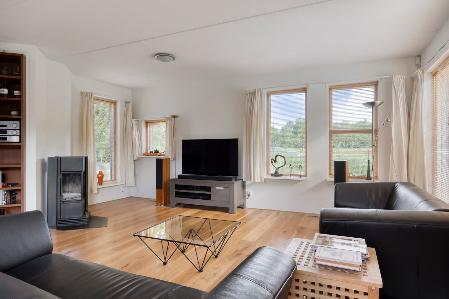 Vrijstaande woning te koop: Kloosterlaan 33, Winschoten