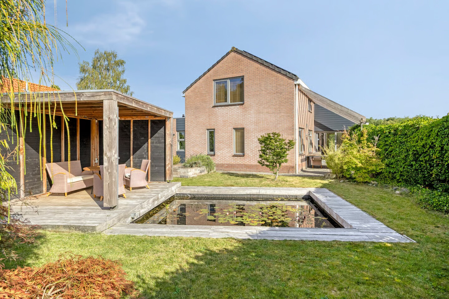 Vrijstaande woning te koop: Kloosterlaan 33, Winschoten