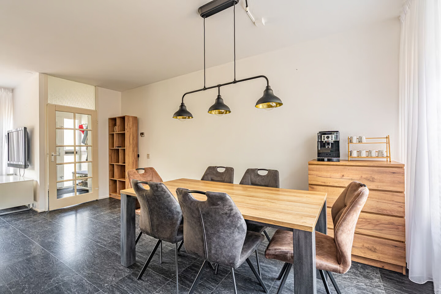 Tussenwoning te koop: Otterlaan 22, Winschoten
