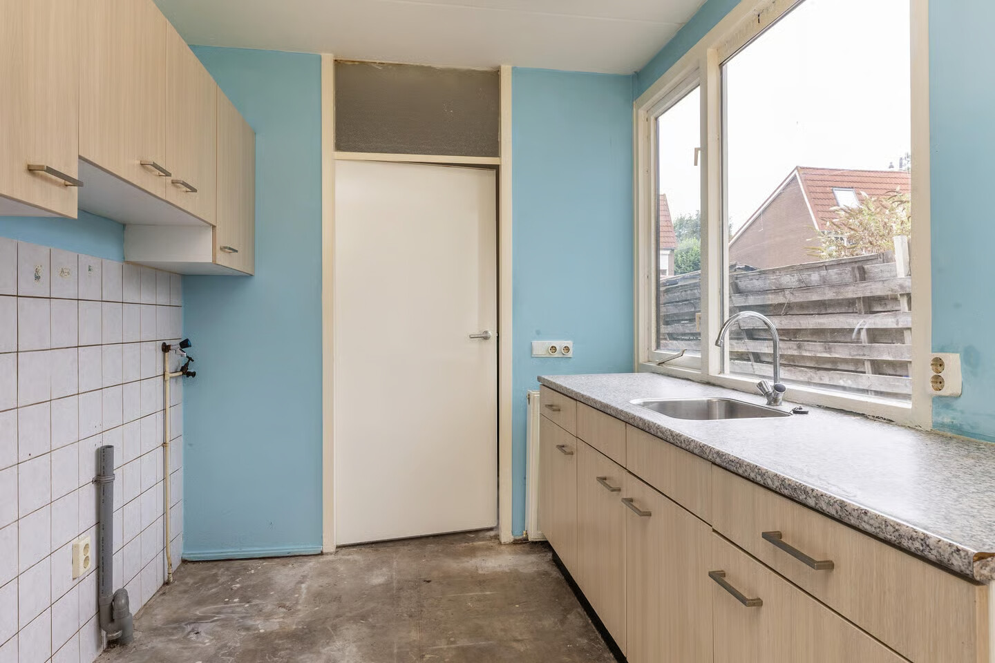 Tussenwoning te koop: Otterlaan 111, Winschoten