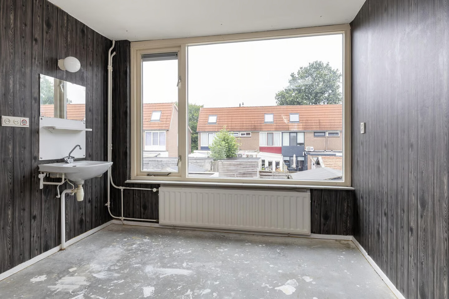Tussenwoning te koop: Otterlaan 111, Winschoten