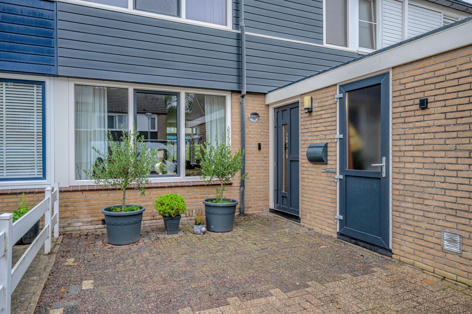 Tussenwoning te koop: Beverhof 38, Winschoten