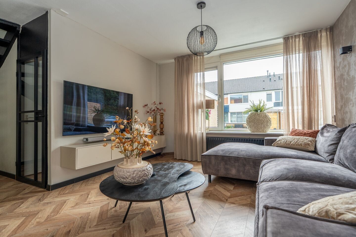 Tussenwoning te koop: Beverhof 106, Winschoten