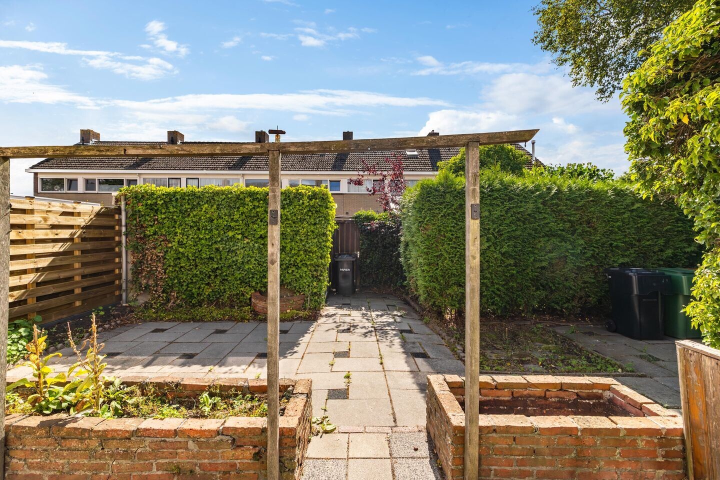 Hoekwoning te koop: Margrietstraat 19, Oostwold