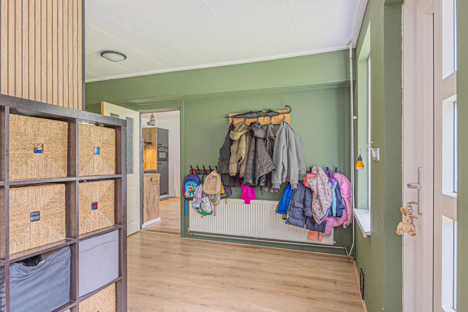 Twee-onder-één-kap te koop: Dwarsstraat 6, Finsterwolde