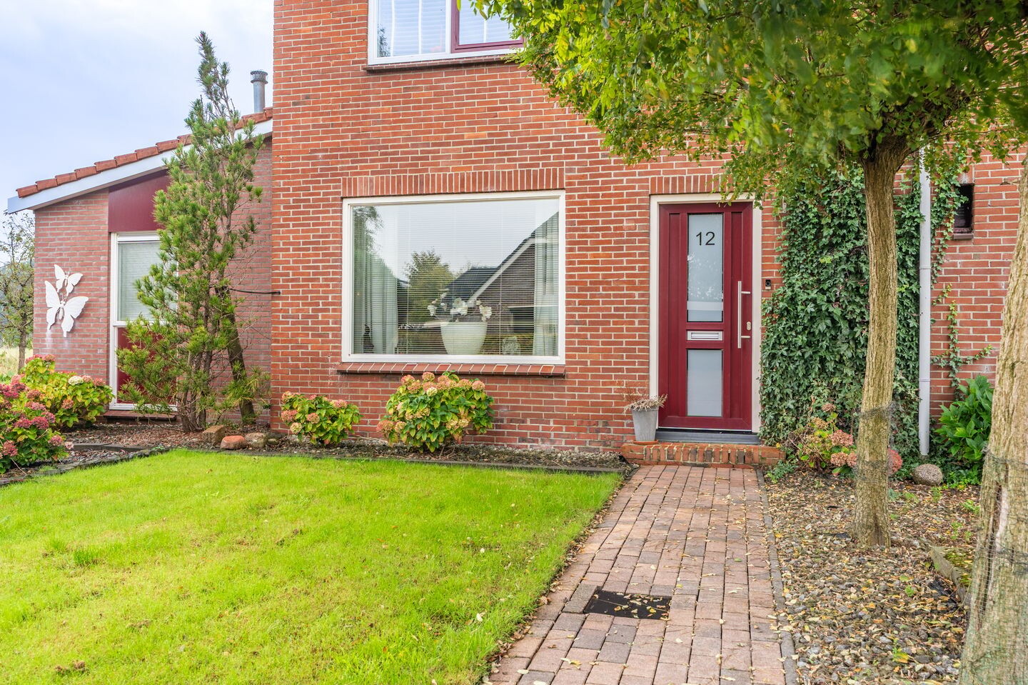 Hoekwoning te koop: E.E.Napweg 12, Finsterwolde