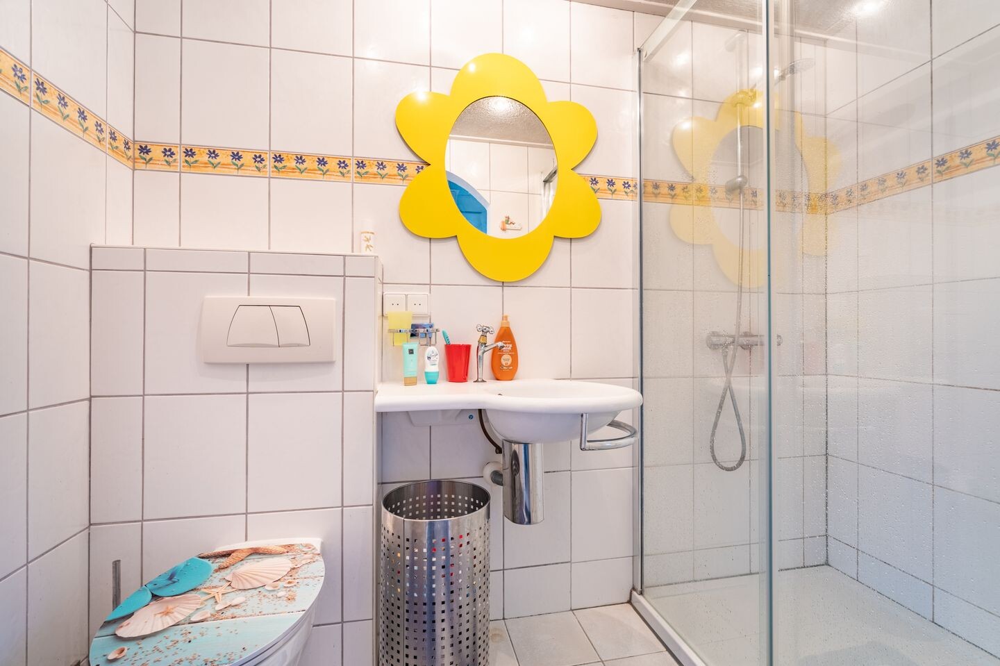 Hoekwoning te koop: E.E.Napweg 12, Finsterwolde