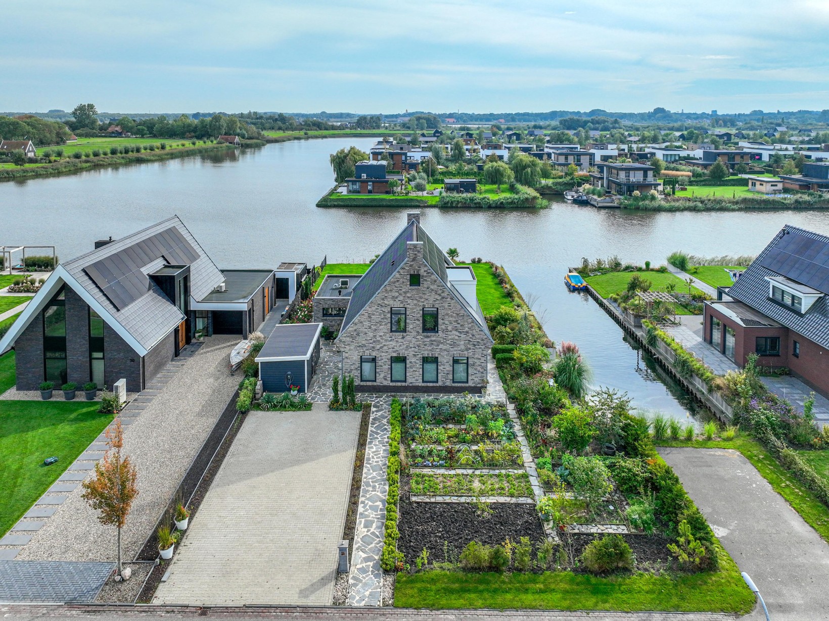 Vrijstaande woning te koop: Kiekendief 28, Blauwestad