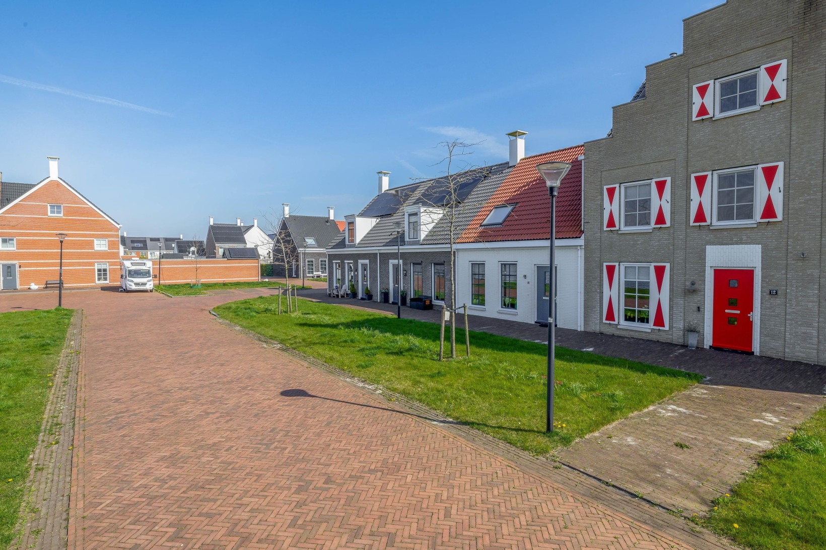 Tussenwoning te koop: Dwinger 12, Blauwestad