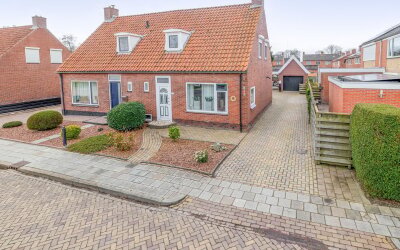 Parallelweg 15