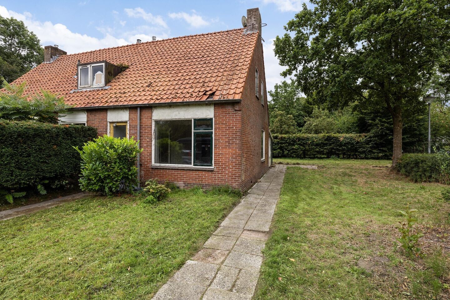 Twee-onder-één-kap te koop: Molenlaan 7, Nieuw Beerta