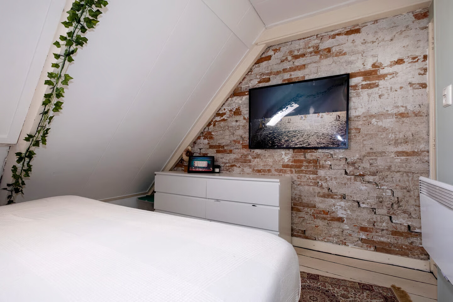 Tussenwoning te koop: Oudeweg 38-1, Groningen