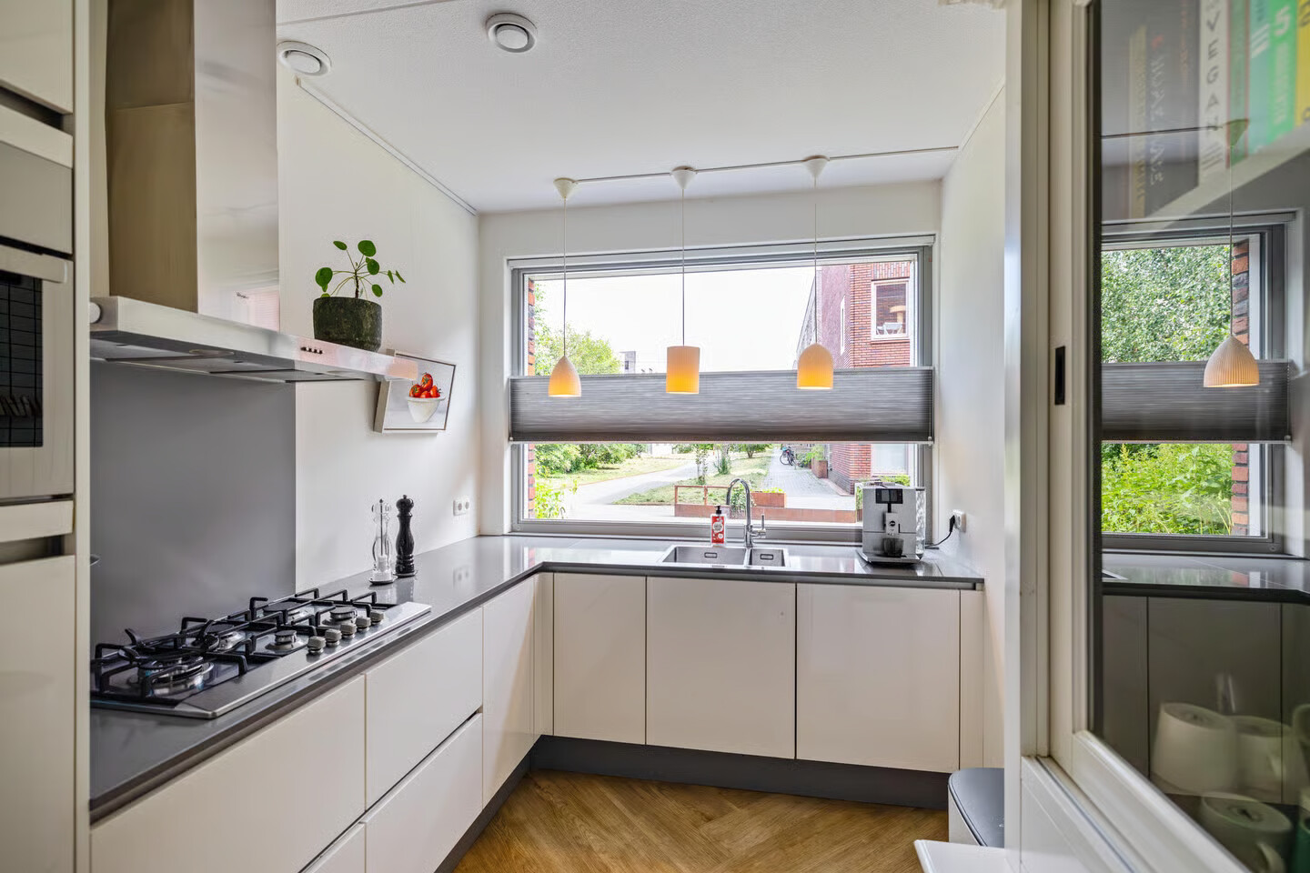 Tussenwoning te koop: Langestraat 98, Groningen