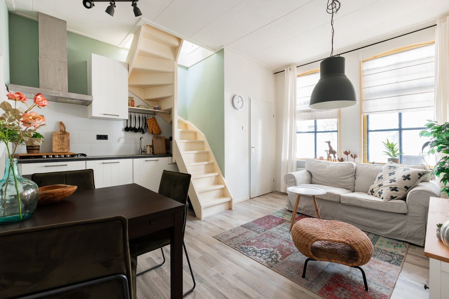Tussenwoning te koop: Kleine Rozenstraat 42, Groningen