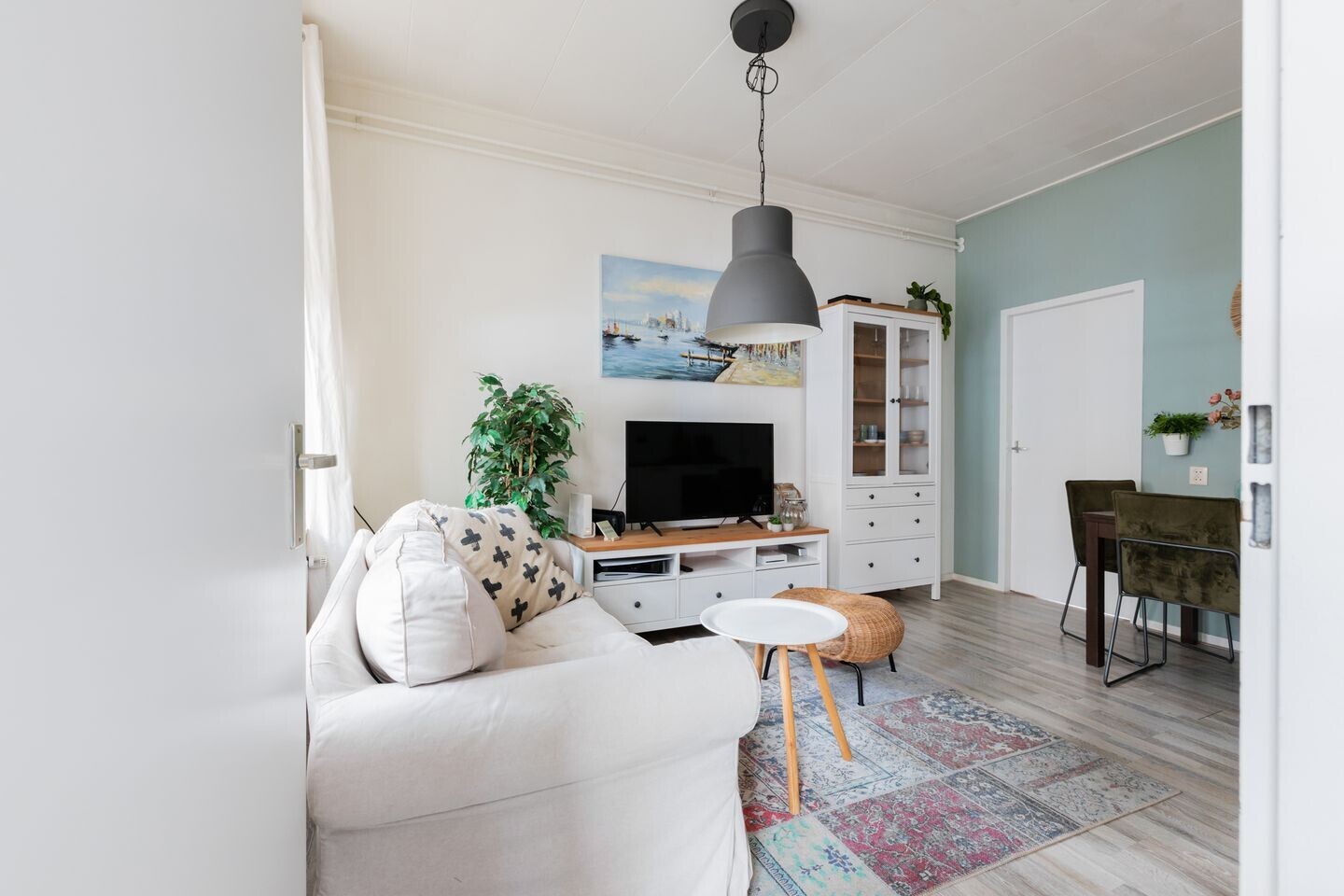 Tussenwoning te koop: Kleine Rozenstraat 42, Groningen