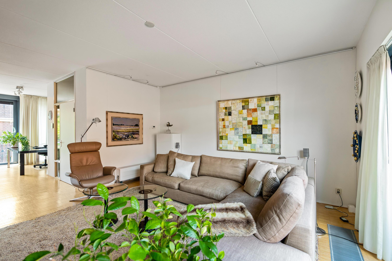 Tussenwoning te koop: Kamerlingheplein 24, Groningen