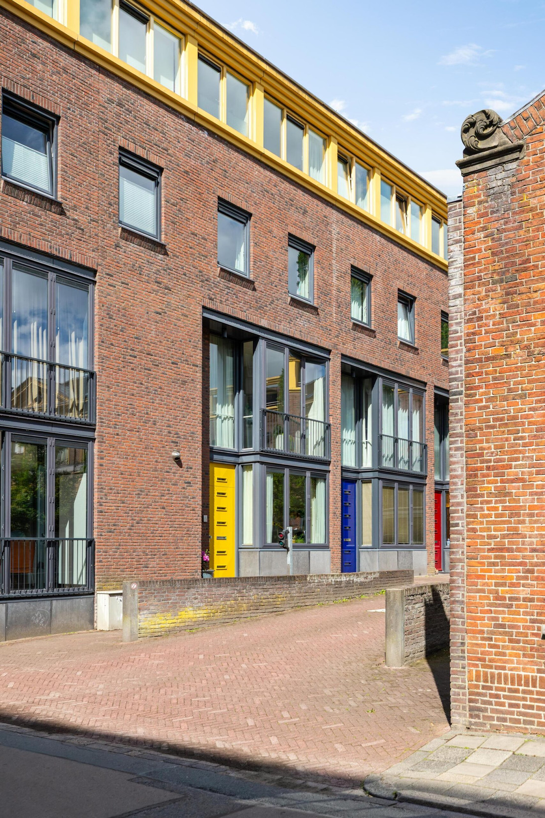 Tussenwoning te koop: Kamerlingheplein 24, Groningen