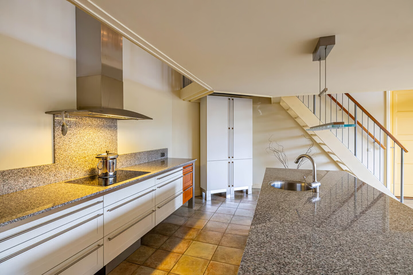 Appartement te koop: Kamerlingheplein 5, Groningen