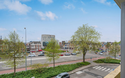Damsterdiep 129