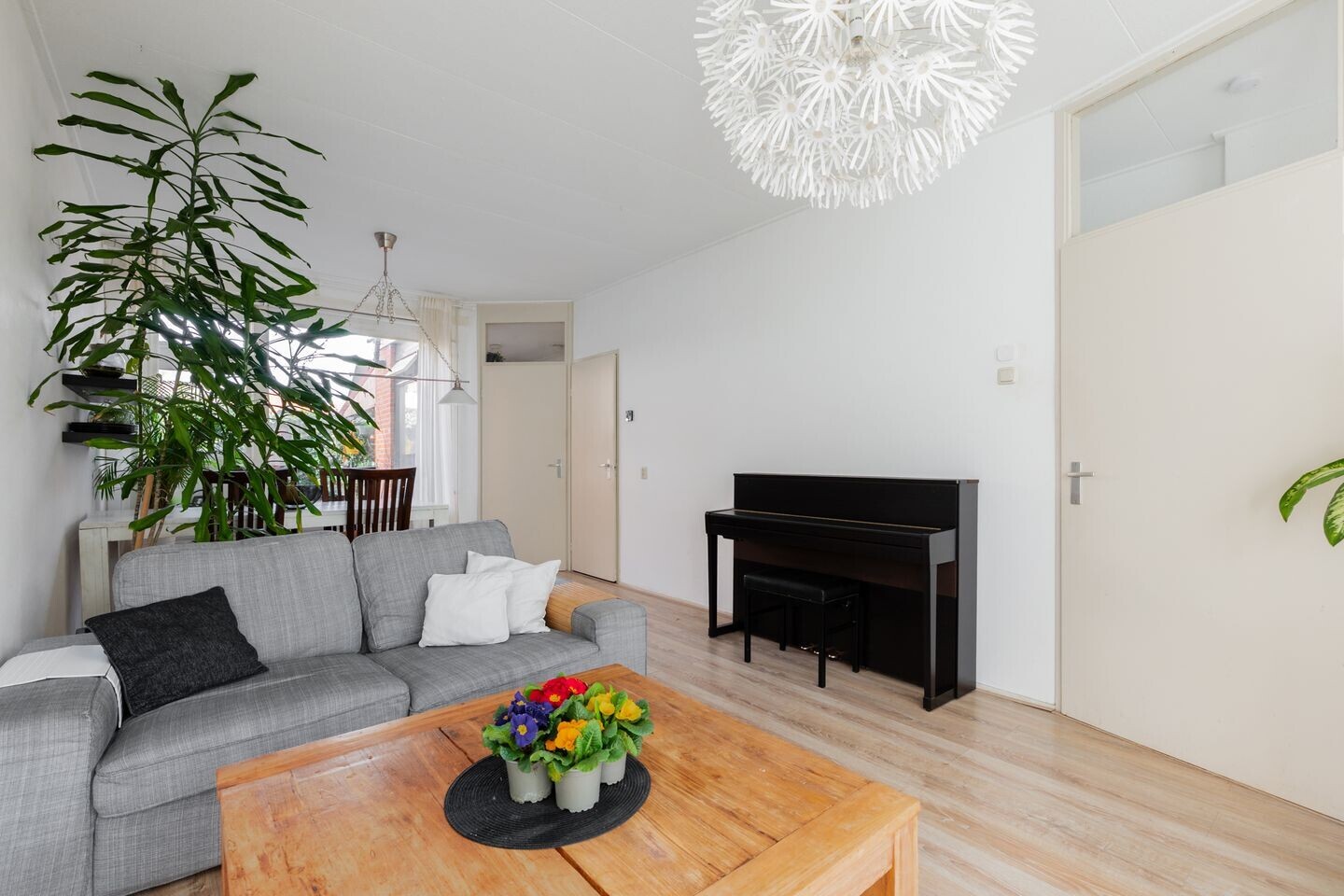 Hoekwoning te koop: Goudenregenstraat 21, Groningen