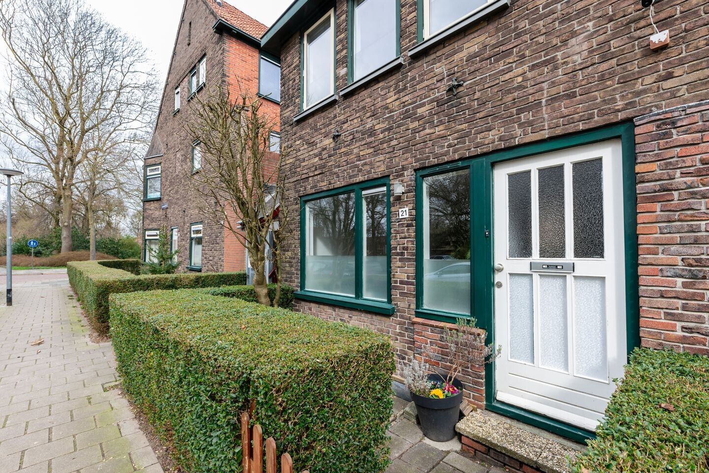 Hoekwoning te koop: Goudenregenstraat 21, Groningen
