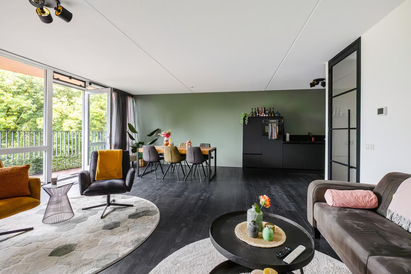 Appartement te koop: Korreweg 211-13, Groningen