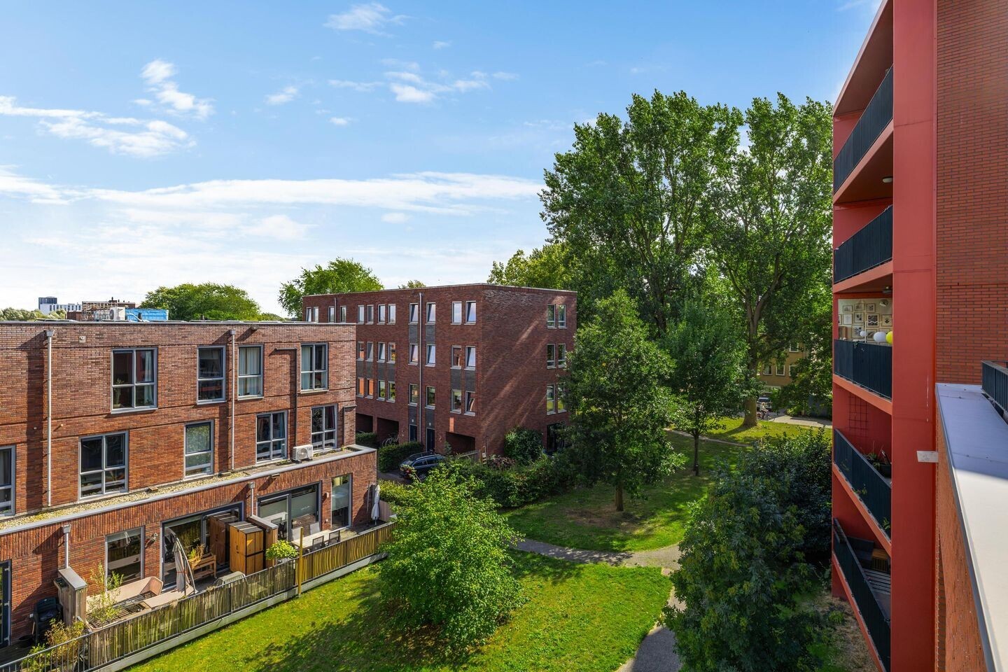 Tussenwoning te koop: Korreweg 213-58, Groningen