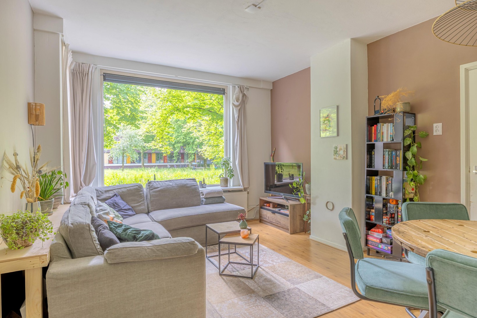 Appartement te koop: Paramaribostraat 76, Groningen