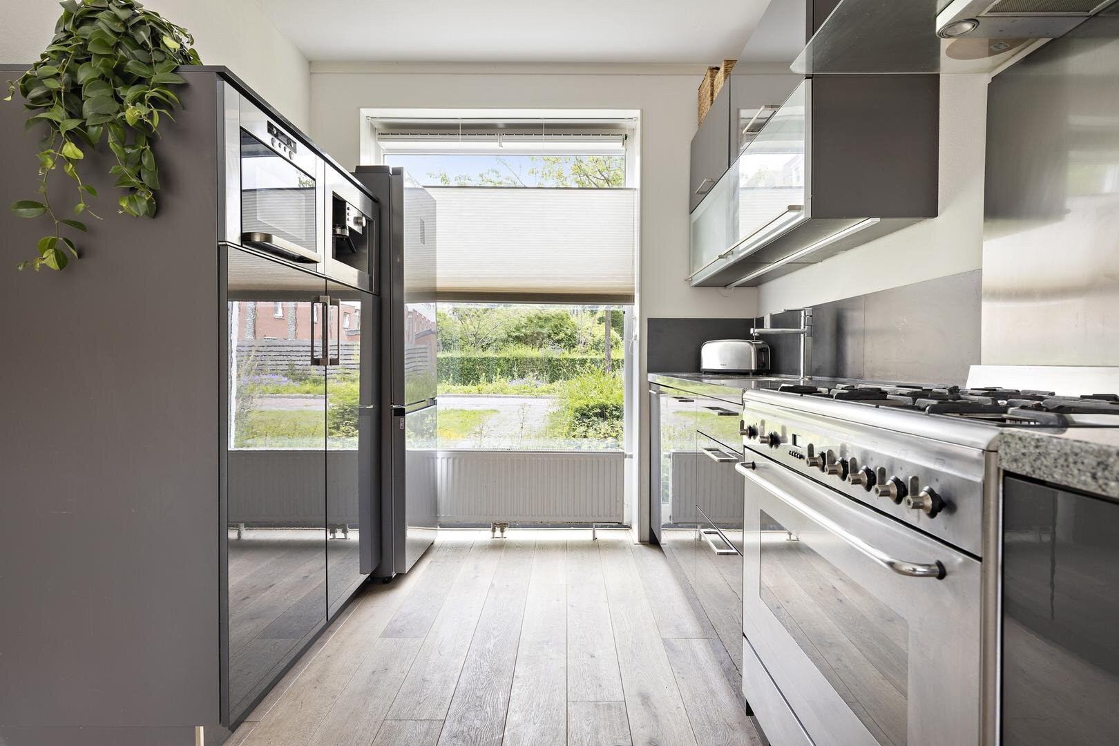 Tussenwoning te koop: Bonairestraat 66, Groningen