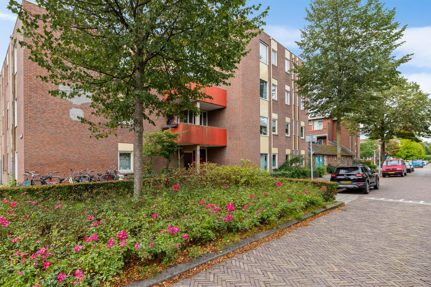 Appartement te koop: Almastraat 8A, Groningen