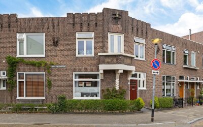 Amalia van Solmsstraat 12