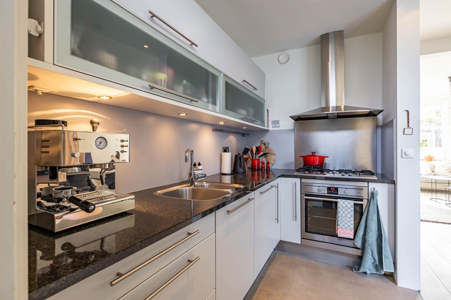 Tussenwoning te koop: Ernst Casimirlaan 33, Groningen