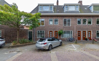 Albertine Agnesstraat 10-A